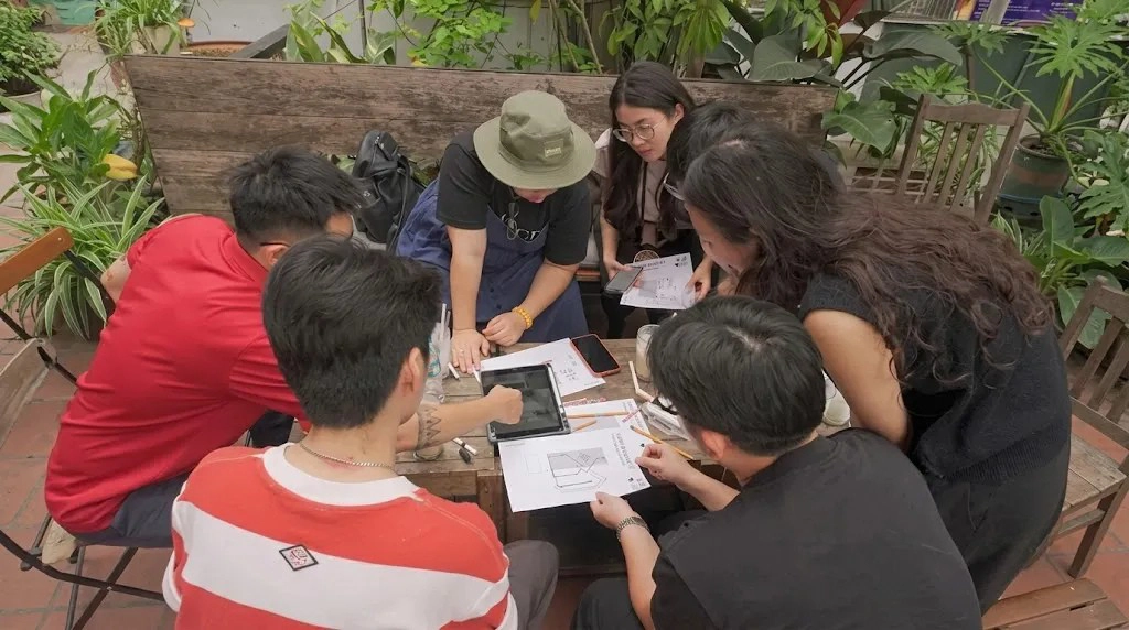 Day Tour | Hanoi's Old Apartment Lifestyle Experience
